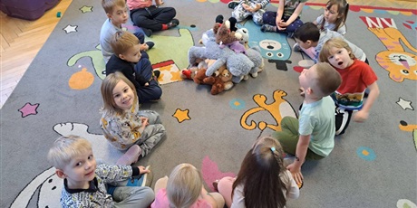 Powiększ grafikę: dzien-misia-670912.jpg