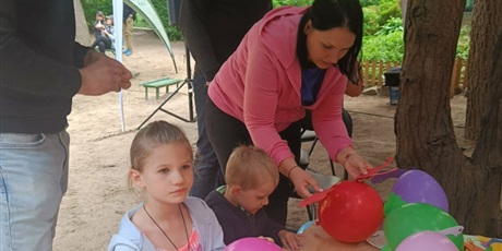 Powiększ grafikę: festyn-w-przedszkolu-705699.jpg