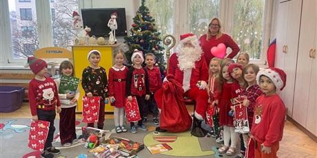 Powiększ grafikę: mikolajki-ze-swietym-670887.jpg