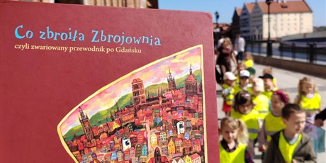 Powiększ grafikę: spacer-delfinkow-po-gdansku-705799.jpg