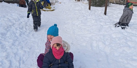 Powiększ grafikę: zimowe-zabawy-670836.jpg