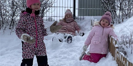 Powiększ grafikę: zimowe-zabawy-670839.jpg